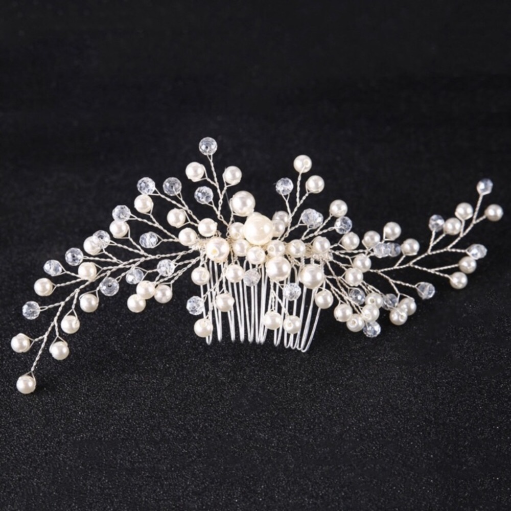 New! Pearl and Crystal Floral Hair Comb - Picture 2 of 8